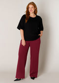 Base level curvy Top 7000134 Black